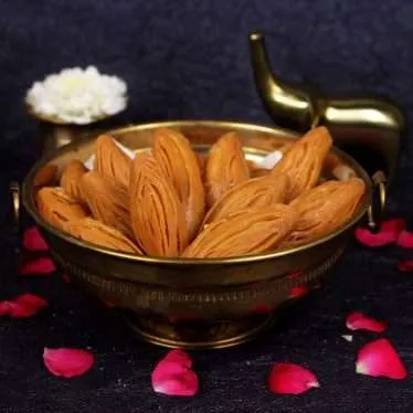 Small Tapeswaram Madatha Kaja (Bite Size)