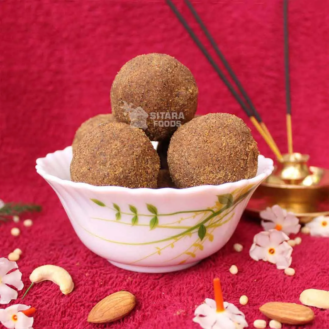Bellam Minapa Sunnundalu or Black Gram / Urad Dal Laddu
